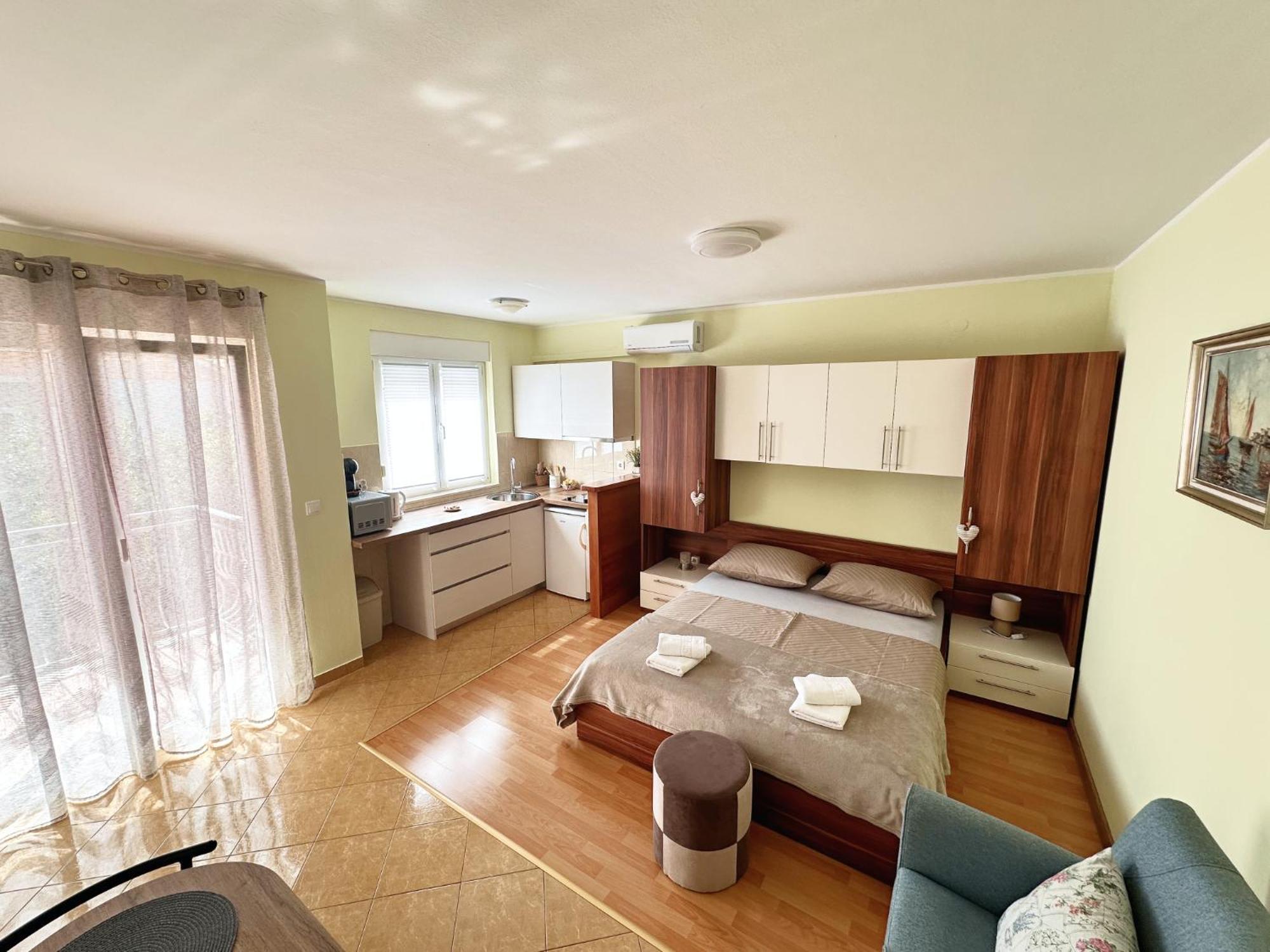Apartments Villa Miranda 沃迪切 外观 照片