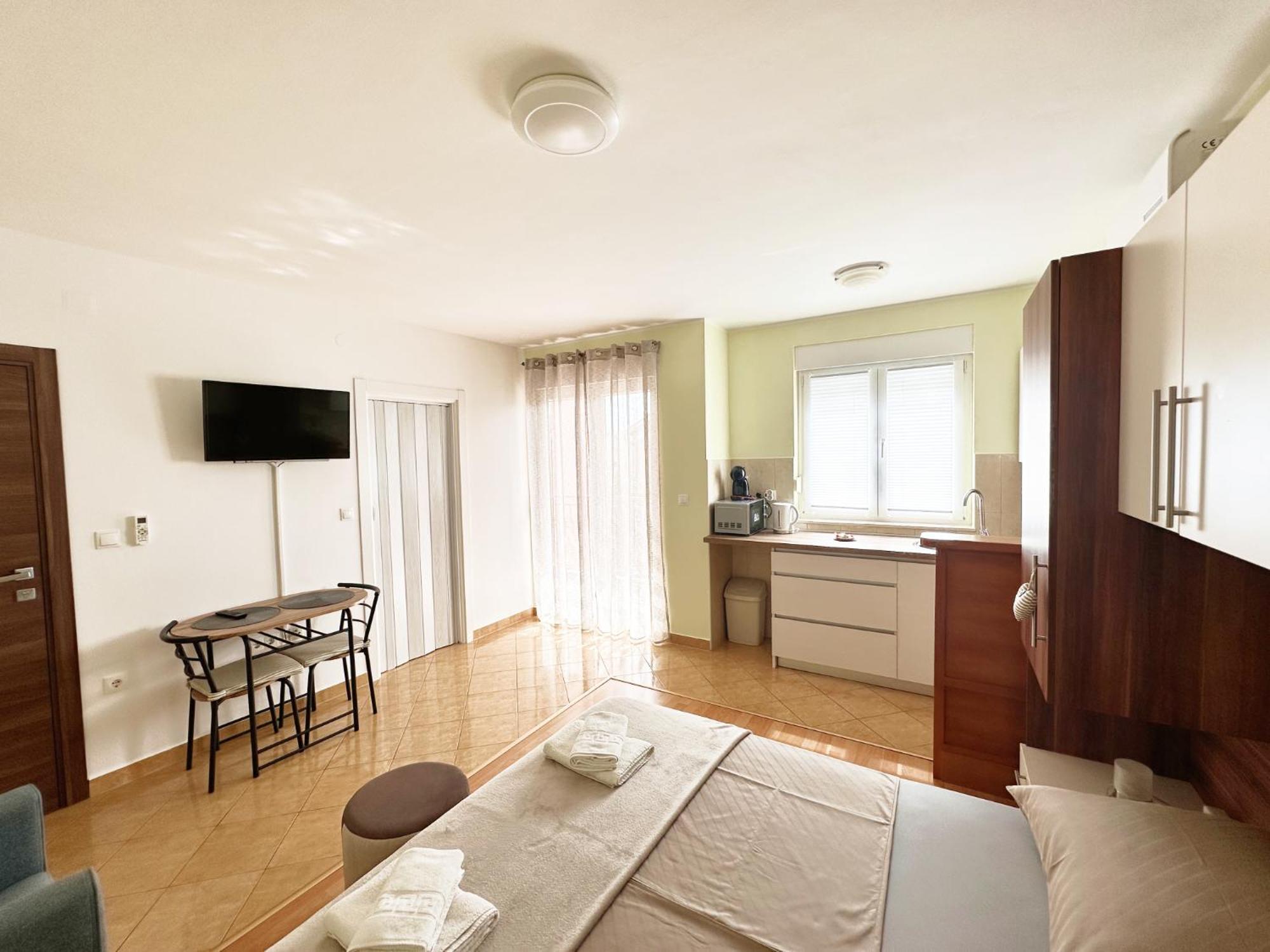 Apartments Villa Miranda 沃迪切 外观 照片